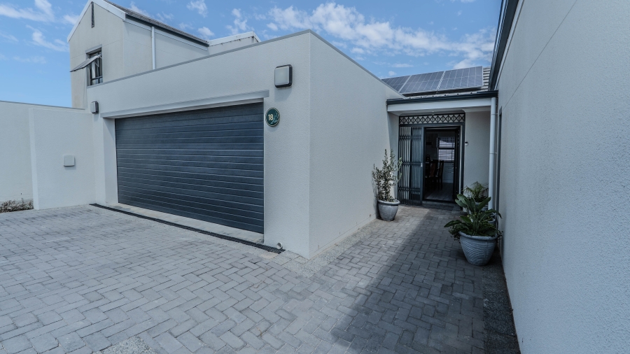 3 Bedroom Property for Sale in Haasendal Western Cape